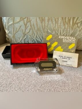 VTG Boeing Airplane Branded Promotional Desk Clock Digital Crystal-Like Lucite
